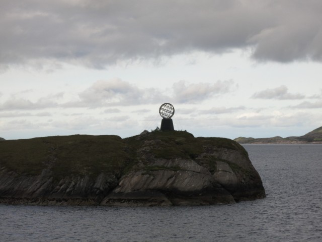Hurtigruten_2015-06-20_07-25-1